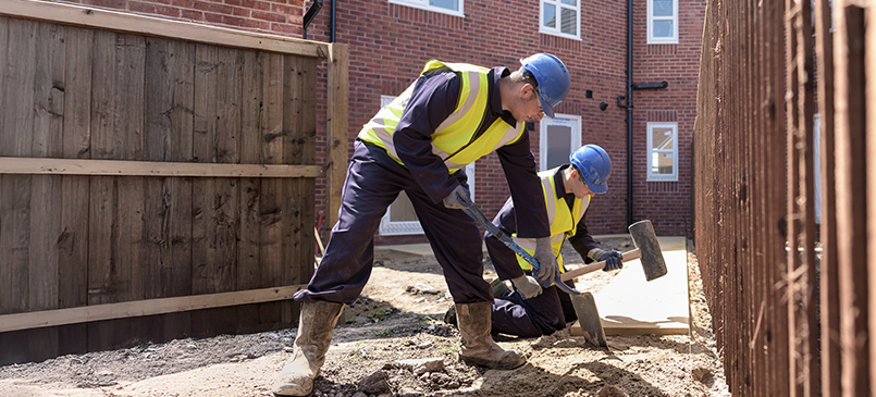 Barratt and Abbott join forces for safer sites